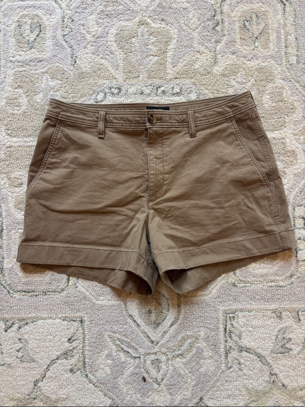 Banana republic khaki shorts size 12